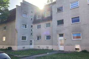 Wohn(t)raum: ansprechende kleine 2-Zimmer-Wohnung, sofort anmietbar! – Wendische Str. 26, 23558 Sankt Lorenz Süd, Lübeck – Vorschaubild 1