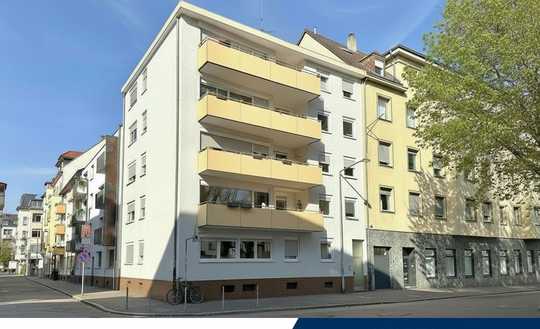 ***VIEL PLATZ & KOMFORT - MIT ÜBERDACHTEM BALKON & AUFZUG***