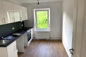 Exklusive 4-Zimmer-Dachgeschosswohnung für Studenten-WG - Frisch saniert | Neue Einbauküche – Walddörferstrasse 276, 22047 Wandsbek (Ortsteil), Hamburg – Vorschaubild 6