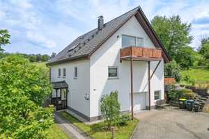+++ Großes Einfamilienhaus im top Zustand in idyllischer Lage am Feldrand +++ – Mittelsachsen (Kreis) – Vorschaubild 1
