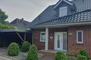 Moderne Doppelhaushälfte mit gehobener Ausstattung auf drei Ebenen–ruhige Lage, sofort bezugsbereit – Clara-Immerwahr-Weg 9, 25524 Steinburg (Kreis) – Vorschaubild 2