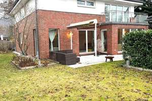 Exklusive Stadtvilla im Toskana-Stil in Hamburg-Schnelsen - Anfragen bitte nur per Mail