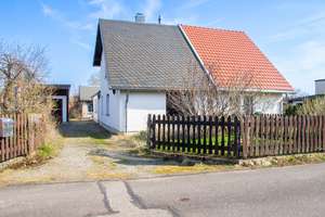 Rosannas Rosengarten – Die vollständige Adresse der Immobilie erhältst du vom Anbieter., 9232 Hartmannsdorf – Vorschaubild 1