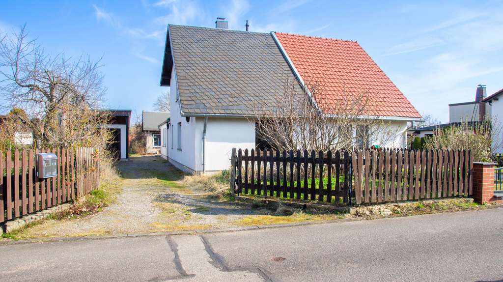 Immobilie in Hartmannsdorf - Rosannas Rosengarten - Bild 0