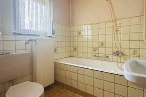 Sanierungsbedürftiges Einfamilienhaus mit Erbbaurecht in familienfreundlicher Lage von Morsbach – Die vollständige Adresse der Immobilie erhältst du vom Anbieter., 51597 Morsbach – Vorschaubild 7