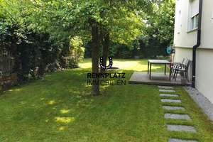 Luxuriöse 4-Zimmer-Wohnung mit Altbauflair, EBK und 120 m² Garten. Frei. – 93047 Innenstadt, Regensburg – Vorschaubild 18
