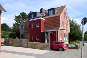 🏡 Ein- oder Mehrfamilienhaus mit Bungalow in Kiel - Holtenau – Die vollständige Adresse der Immobilie erhältst du vom Anbieter., 24159 Holtenau, Kiel – Vorschaubild 1