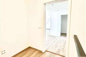 Maisonetten Wohnung zur Miete mit Einbauküche – Dumlerstraße 25, 86156 Kriegshaber, Augsburg – Vorschaubild 8