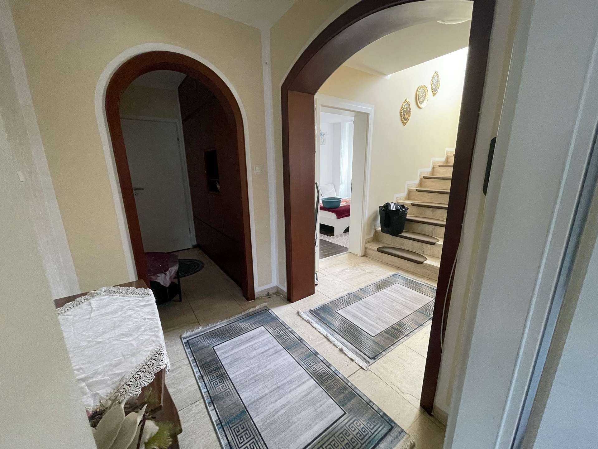 Immobilie in Lollar - ANGEBOT! Sehr schönes Einfamilienhaus mit Panaromablick, Parterre-Wohnung und Lagerfläche in Lollar - Bild 33