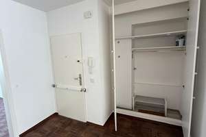 Ruhig & im Grünen: modernisierte 88-qm-Wohnung mit hochwertiger Küche, großer Terrasse & Garage  – Weißer Straße 126, 50996 Rodenkirchen (Ortsteil), Köln – Vorschaubild 11