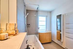 Hochwertige 4-Zimmer-Wohnung mit Penthouse-Atmosphäre – durchdacht statt Standard – Die vollständige Adresse der Immobilie erhältst du vom Anbieter., 80999 Untermenzing, München – Vorschaubild 6