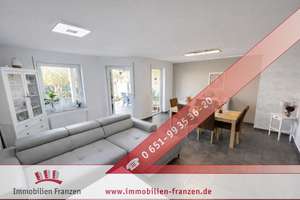 Neuwertiges und energieeffizientes Reihenhaus mit schönem Garten in Konz-Roscheid!