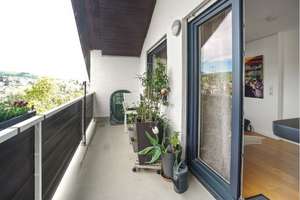 Top modernisierte, helle 3 Zimmer Dachgeschosswohnung  mit 2 Balkonen in Naurod  | WAGNER IMMOBILIEN – Die vollständige Adresse der Immobilie erhältst du vom Anbieter., 65207 Naurod, Wiesbaden – Vorschaubild 3