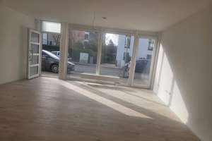 Stilvolle, modernisierte 3-Zimmer-Wohnung mit Terrasse – Burgunder Str 30, 40549 Heerdt, Düsseldorf – Vorschaubild 1