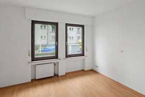 Urban, sonnig, zentral – 2-Zimmer-Eigentumswohnung in Bonn-Castell – Die vollständige Adresse der Immobilie erhältst du vom Anbieter., 53111 Bonn-Castell, Bonn – Vorschaubild 11