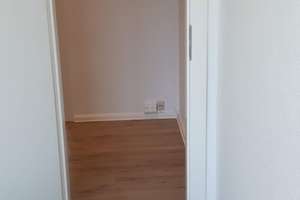 ZWEI ZIMMER sofort einzugsbereit – Pulvermühlenweg 37, 4442 Zwenkau – Vorschaubild 4