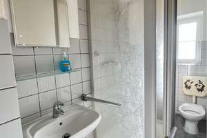 Charmante 2-Zimmer-Wohnung im 1. Obergeschoss mit Potenzial in gepflegtem Altbau – Olbersstraße 51G, 10589 Charlottenburg, Berlin – Vorschaubild 7
