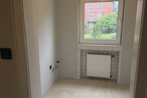 Moderne und Schöne 3-Zimmer-Wohnung mit Balkon, KDB – Ahrstr. 16, 42697 Ohligs/Aufderhöhe/Merscheid, Solingen – Vorschaubild 6