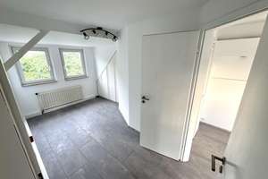 ERSTBEZUG AM HAHNERBERG: 2-3 ZIMMER WOHNUNG WHG – Die vollständige Adresse der Immobilie erhältst du vom Anbieter., 42349 Elberfeld, Wuppertal – Vorschaubild 16