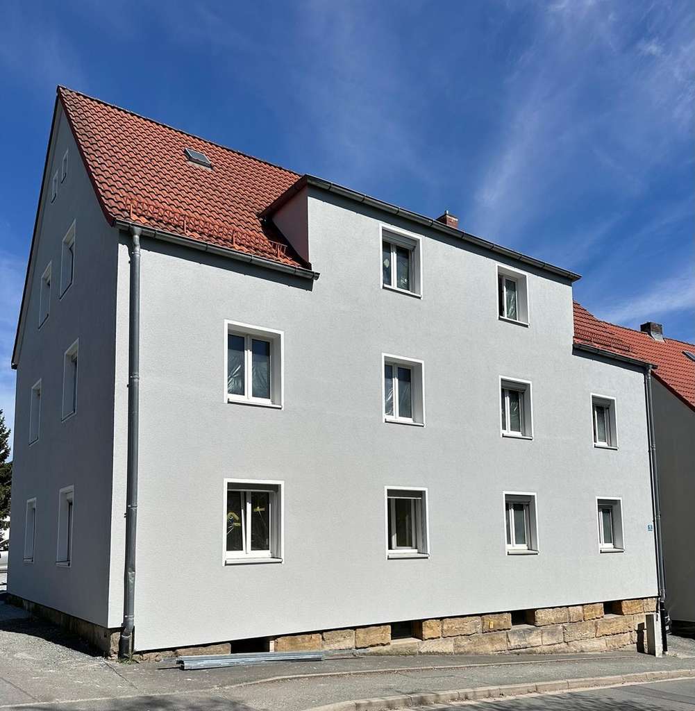 Immobilie in Heinersreuth - TOP vermietet - Schönes Mehrfamilienhaus mit sechs Einheiten - Bild 1