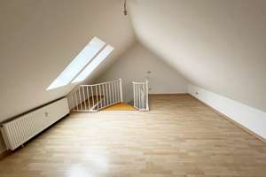Charmante Gemütlichkeit auf dem Sonnenberg: Ihre neue 3-Zimmer-Wohnung mit viel Platz zum Wohlfühlen – Uhlandstr. 35, 9130 Sonnenberg, Chemnitz – Vorschaubild 3