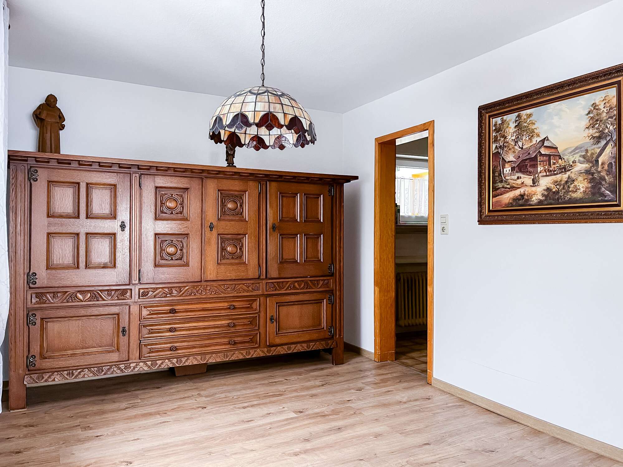 Immobilie in Höpfingen - Wohnen mit Perspektive: Zweifamilienhaus mit Pool, Terrassen und viel Platz für Familie & Zukunft - Bild 8