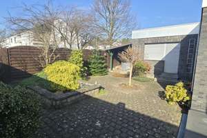 Großzügiger Bungalow in ruhiger Lage von D-Lichtenbroich sucht kreative Käufer!! – Einbrunger Weg 31, 40472 Lichtenbroich, Düsseldorf – Vorschaubild 7