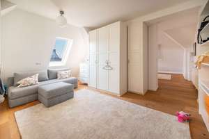 ⭐️ Dachgeschoss Traum im Jugendstil Altbau - moderne 5,5 Zimmer DG Wohnung mit Süd Balkon und Garten – Die vollständige Adresse der Immobilie erhältst du vom Anbieter., 12163 Steglitz, Berlin – Vorschaubild 9