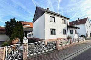 Familienfreundliches Zweifamilienhaus in ruhiger Lage – Altkönigstraße 2, 65795 Hattersheim am Main – Vorschaubild 3