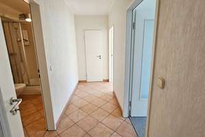 Ein 3-Zimmer-Logenplatz an der Sonne! 
Komfortwohnung mit Pool- & Saunanutzung in Bergisch Gladbach – Die vollständige Adresse der Immobilie erhältst du vom Anbieter., 51465 Stadtmitte, Bergisch Gladbach – Vorschaubild 15