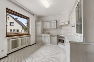 Großzügiges Mehrgenerationenhaus mit Garage in guter und ruhiger Lage von Tonndorf. – Die vollständige Adresse der Immobilie erhältst du vom Anbieter., 22045 Tonndorf, Hamburg – Vorschaubild 7