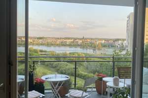 Exklusive Single-Wohnung mit Einbauküche/Balkon und unverbaubarem Blick auf den PHOENIX See