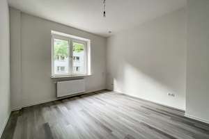 3,5 Zimmer – vollständig renoviert – Erstbezug – Balkon – Oskar-Hoffmann-Straße 105, 44789 Südinnenstadt, Bochum – Vorschaubild 4