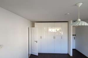 Charmante teilmöblierte Wohnung in Toplage, Köln-Neustadt-Nord – Krefelder Str. 48, 50670 Neustadt/Nord, Köln – Vorschaubild 2