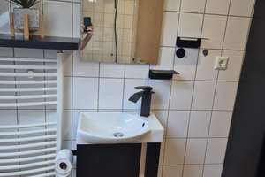  möblierte 1 Zimmer DG Wohnung in Köln Flittard – Die vollständige Adresse der Immobilie erhältst du vom Anbieter., 51061 Flittard, Köln – Vorschaubild 9