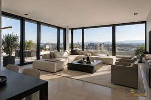 Penthouse der Extraklasse – Design, Weite und Panorama