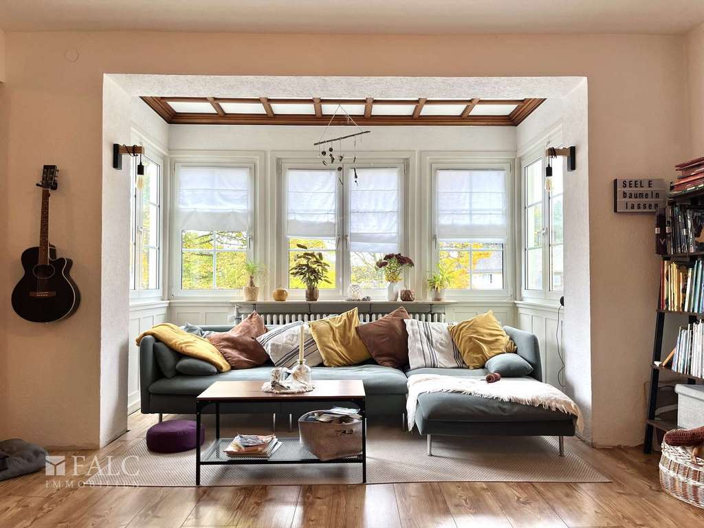 Immobilie in Schmitten - Landhausvilla mit historischem Charme - mit Einliegerwohnung - Bild 1