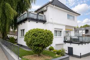 Exklusives Einfamilienhaus mit Einliegerwohnung und Villa-Flair – Die vollständige Adresse der Immobilie erhältst du vom Anbieter., 42859 Struck, Remscheid – Vorschaubild 3