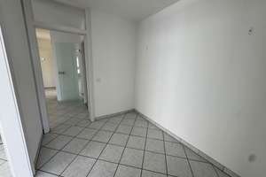 2-Zimmer-Wohnung mit Weitblick in Bestlage der Karlsruher Weststadt – Die vollständige Adresse der Immobilie erhältst du vom Anbieter., 76133 Weststadt, Karlsruhe – Vorschaubild 9