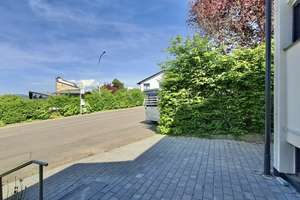 Großzügiges modernisiertes Reiheneckhaus mit Garten und Garage in toller Lage von Lörrach-Salzert – Arend-Braye-Straße 40, 79540 Lörrach – Vorschaubild 3