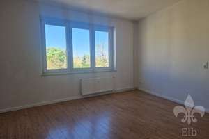 Praktische 2 Raum Wohnung mit Einbauküche und Dusche in Fermersleben sucht neuen Mieter – Alt Fermersleben 12, 39122 Fermersleben, Magdeburg – Vorschaubild 3