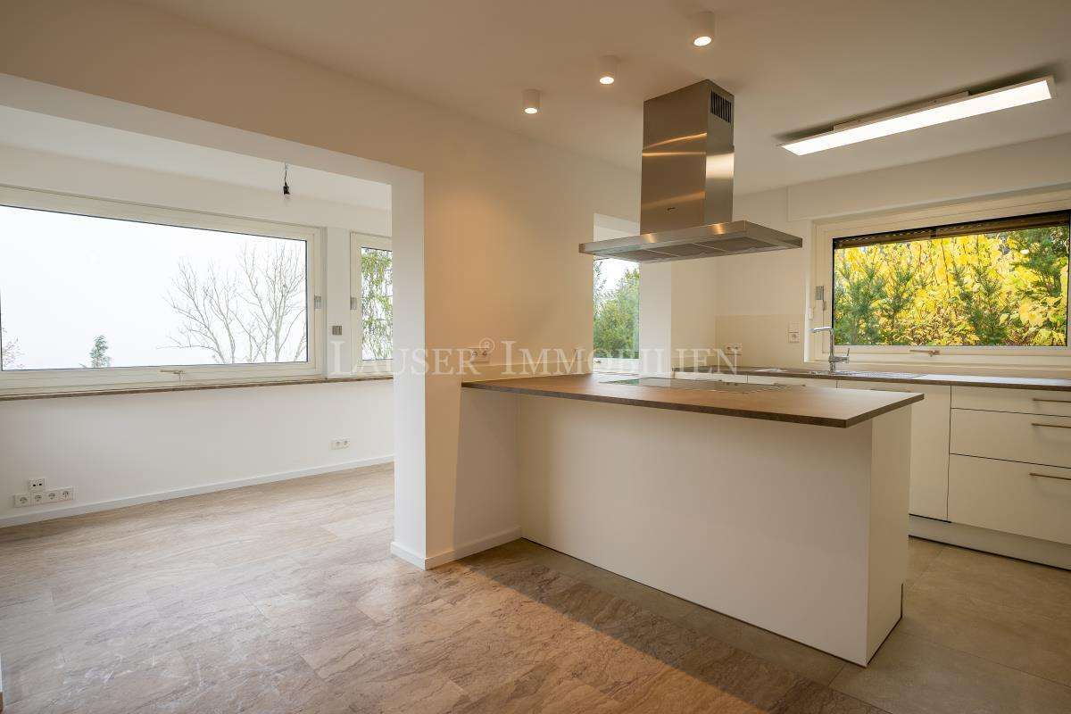 Anspruchsvolles Einfamilienhaus mit Doppelgarage in Stuttgarter Top-Halbhöhenlage - Photo 3