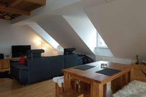 Stilvolle 3-Zimmer-Dachgeschosswohnung mit Galerie und Balkon in Bestlage! – Die vollständige Adresse der Immobilie erhältst du vom Anbieter., 93051 Kumpfmühl-Ziegetsdorf-Neuprüll, Regensburg – Vorschaubild 14