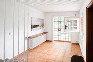 Wohnen mit Weitblick: großzügiges Familienhaus im begehrten Husum-Schobüll an der Nordseeküste – Die vollständige Adresse der Immobilie erhältst du vom Anbieter., 25813 Husum – Vorschaubild 2