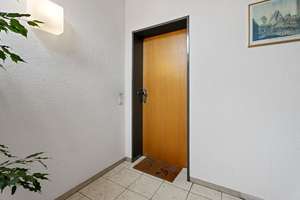 Lichtdurchflutete Eigentumswohnung mit Balkon
und eigenem Gartenabschnitt in ruhiger Lage – Die vollständige Adresse der Immobilie erhältst du vom Anbieter., 52076 Oberforstbach, Aachen – Vorschaubild 2