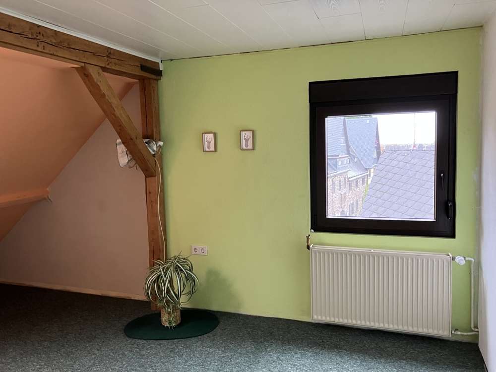 Immobilie in Friedewald - Immobilie mit Schlossblick - Ihr neues Zuhause für die Großfamilie in 57520 Friedewald! - Bild 22