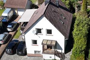 Traumhafte Aussicht, viel Platz und ein super Preis – Herz, was willst du mehr? – Ringenkuhler Straße 77, 34298 Helsa – Vorschaubild 2