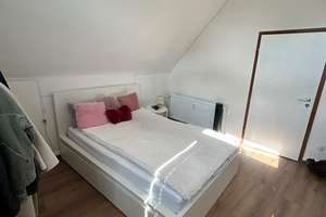 Stilvoll modernisiert: 5-Zimmer-Wohnung in Solingen-Wald – Heidstr 40, 42719 Wald, Solingen – Vorschaubild 5
