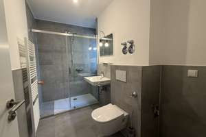 Sanierte 2,5 Zimmerwohnung mit Balkon und Einbauküche – 81375 Neuhadern, München – Vorschaubild 16