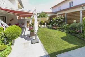 Ihr neues Zuhause: Tolle Doppelhaushälfte mit Garten, Pool, Doppelgarage – Die vollständige Adresse der Immobilie erhältst du vom Anbieter., 86453 Dasing – Vorschaubild 15